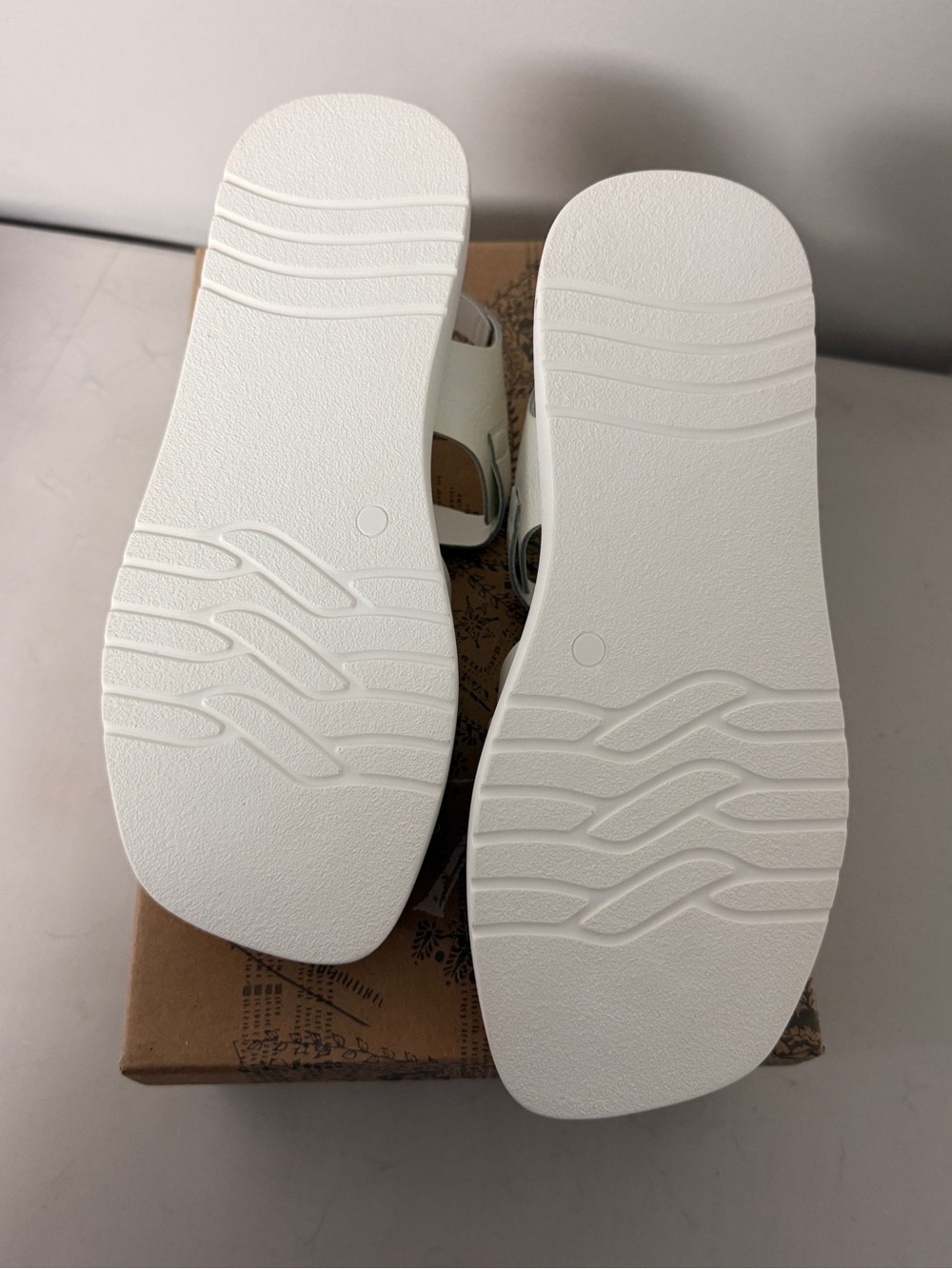 Free People White Woven Platform Fisherman Sandals - Picture 6 of 9